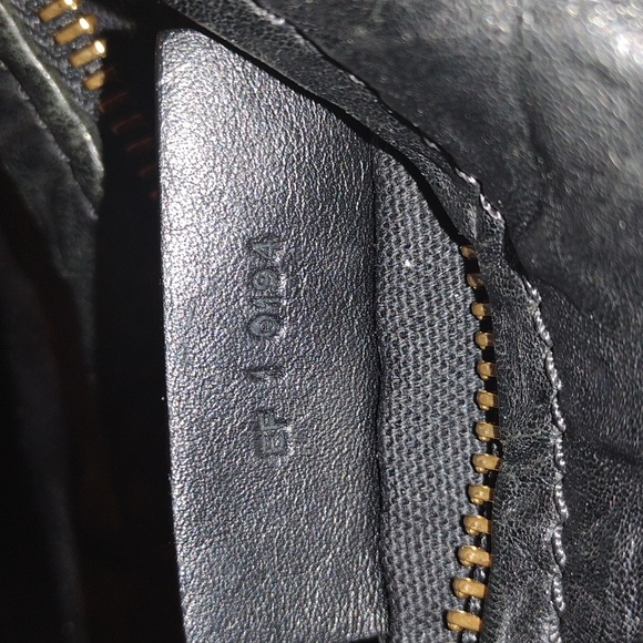 Givenchy Purse Black -  Authentic Handbag EUC bag - Picture 5 of 17